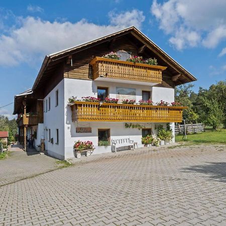 Flat On A Farm Near The Arber Ski Area نيوكيرتشن بيم هيليغين بلوت المظهر الخارجي الصورة